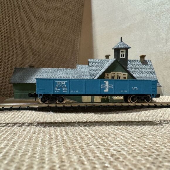 N Scale Atlas 9704 Gondola B & M - Picture 1 of 7